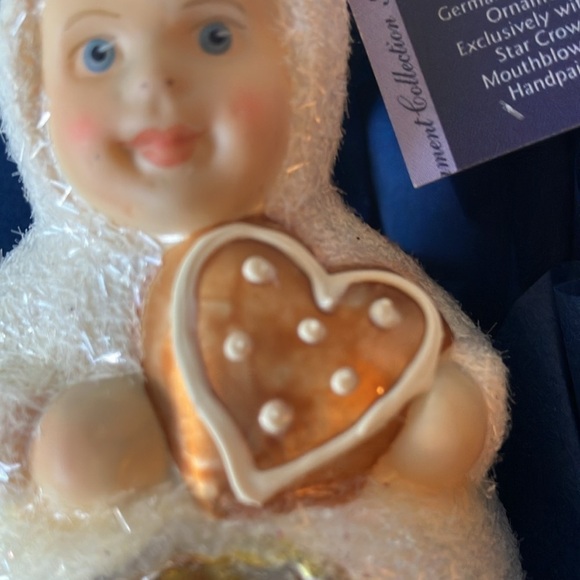 Inge Glass: Heirlooms- 2011 Snow Child Gingerbread/Heart GLASS Ornament- Germany - Picture 8 of 16